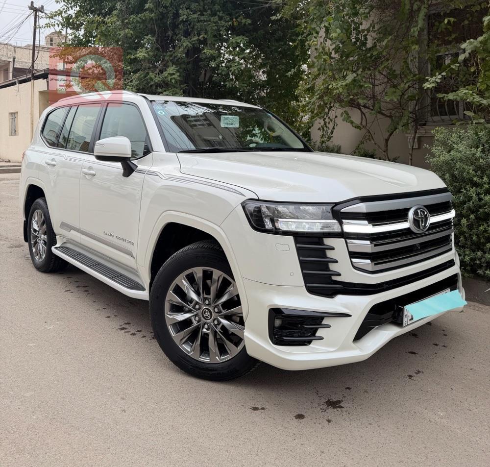 تويوتا لاندكروزر